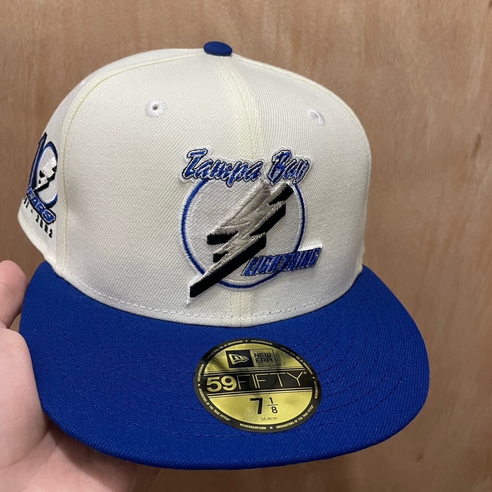Topperz Tampa bay lightning NHL 10 years patch size 7 1/8 new era fitted brand